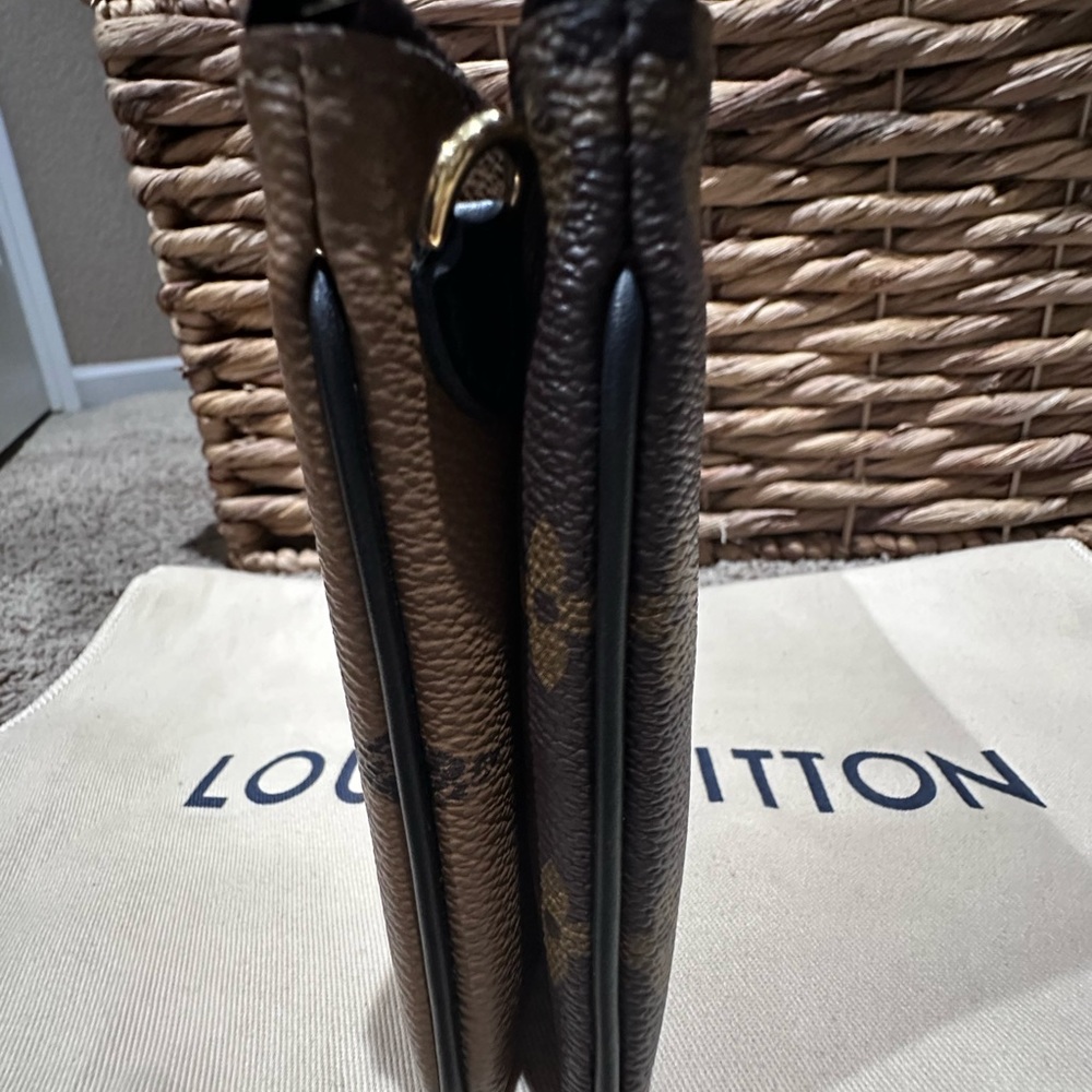 Louis Vuitton double zip pochette - Picture 6 of 9